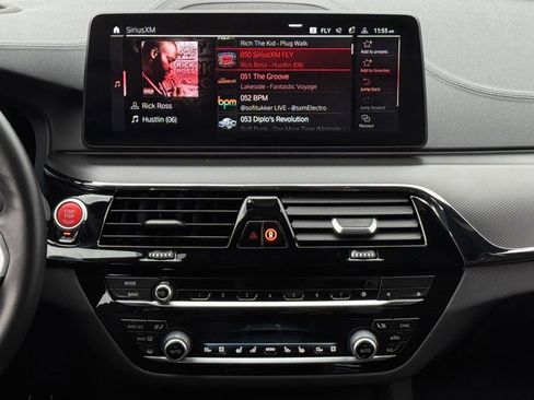 Used 2022 BMW M5 w/ Competition Package image 18