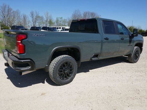 New 2026 Chevrolet Silverado 3500 LT w/ Trail Boss Package AWD/4WD image 4