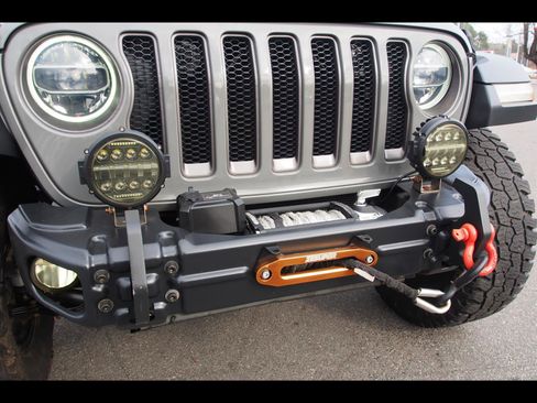 Used 2018 Jeep Wrangler Unlimited Rubicon image 9