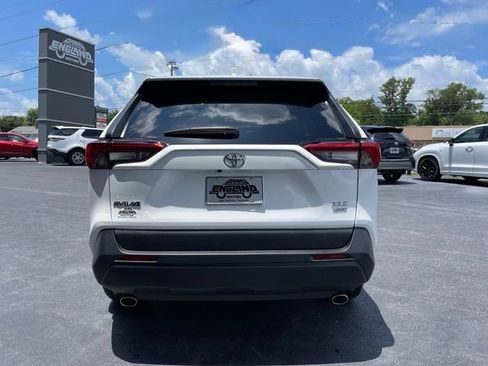 Used 2024 Toyota RAV4 XLE AWD/4WD image 15