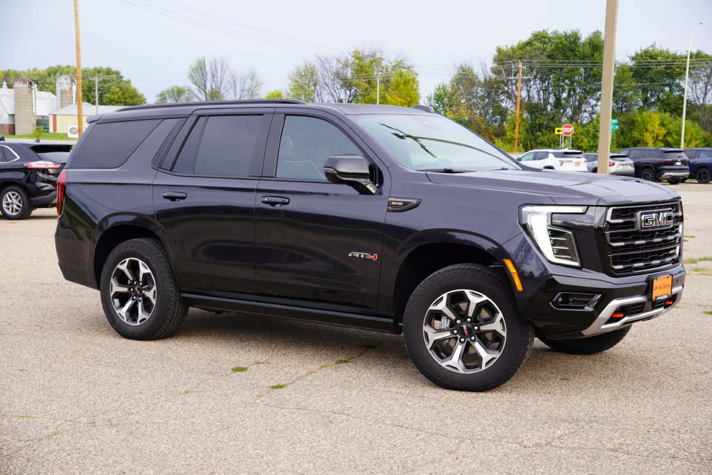 Used 2026 GMC Yukon AT4 Ultimate AWD/4WD image 2