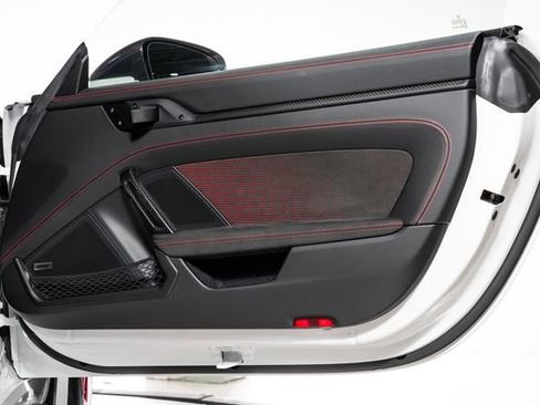 Used 2025 Porsche 911 GT3 RS RWD image 61