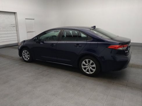 Used 2022 Toyota Corolla LE FWD image 3