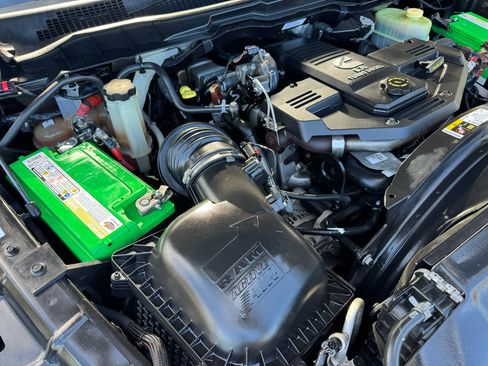 Used 2017 RAM 2500 Laramie w/ Sport Appearance Group image 33