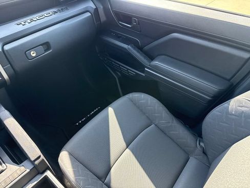 Used 2025 Toyota Tacoma SR RWD image 15