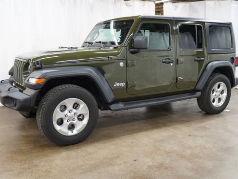 Used 2021 Jeep Wrangler Unlimited Sport AWD/4WD image 10