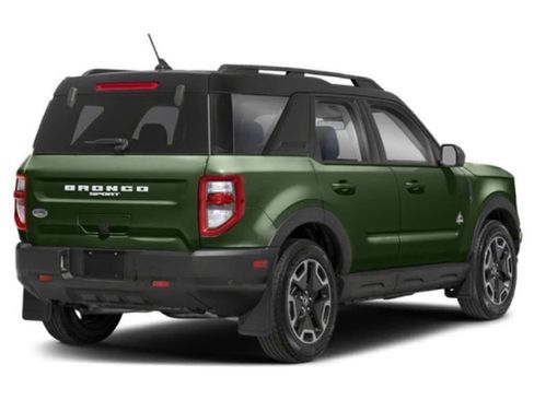 Used 2023 Ford Bronco Sport Outer Banks image 2
