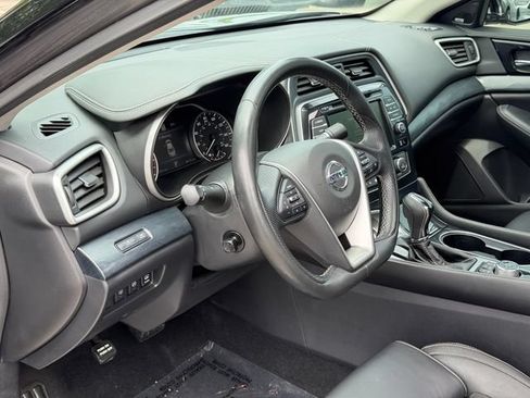 Used 2020 Nissan Maxima Platinum w/ Sport Mat Group FWD image 13