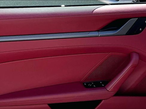 Used 2022 Porsche 911 Carrera S image 18