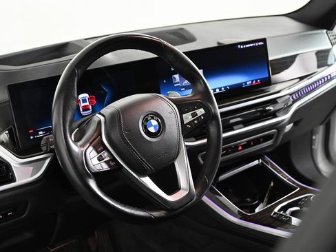 Used 2024 BMW X5 xDrive40i w/ Premium Package AWD/4WD image 11