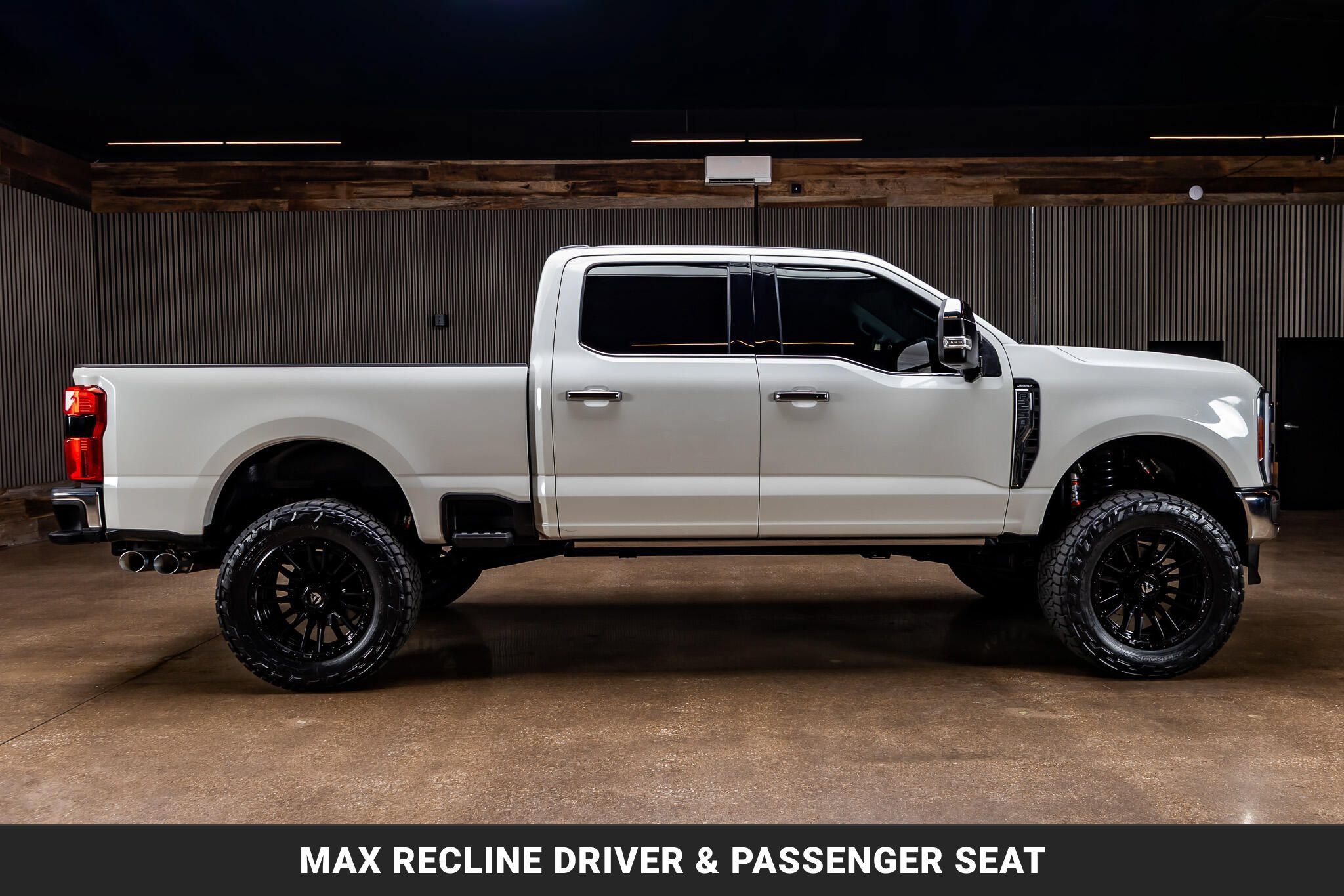 Used 2023 Ford F250 Lariat w/ Lariat Ultimate Package AWD/4WD image 10