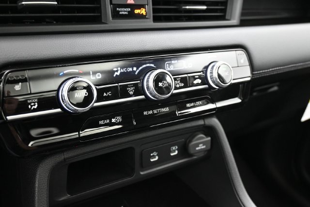 New 2026 Honda Pilot Touring image 36