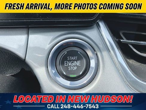 Used 2024 Chevrolet Trax LT w/ Driver Confidence Package FWD image 10