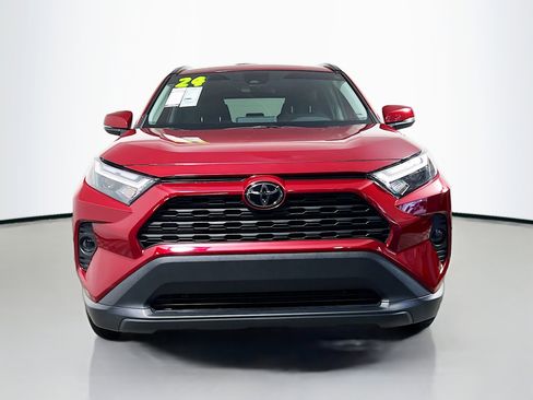 Used 2024 Toyota RAV4 XLE FWD image 11
