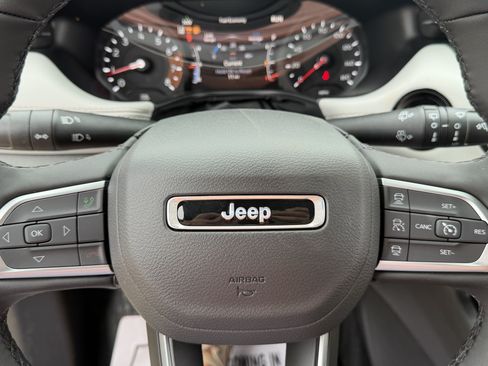New 2026 Jeep Compass Limited AWD/4WD image 15