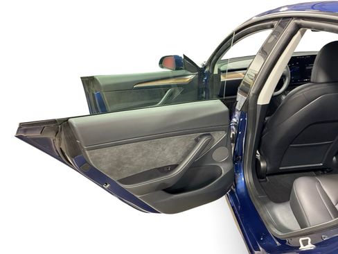 Certified 2023 Tesla Model 3 Standard Range RWD image 10