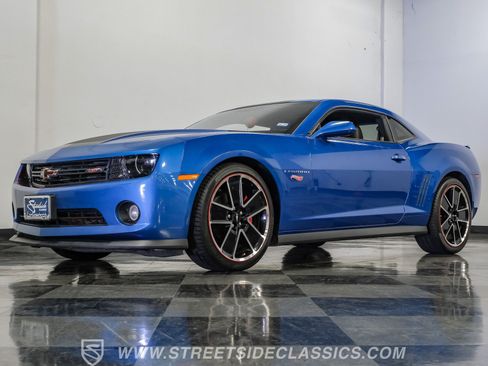 Used 2013 Chevrolet Camaro LT w/ Hot Wheels Special Edition RWD image 21