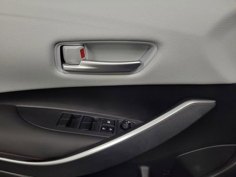 Used 2023 Toyota Corolla SE image 18