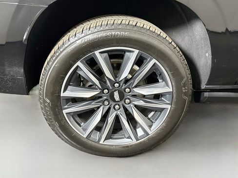 Used 2022 Cadillac Escalade ESV Sport Platinum RWD image 33