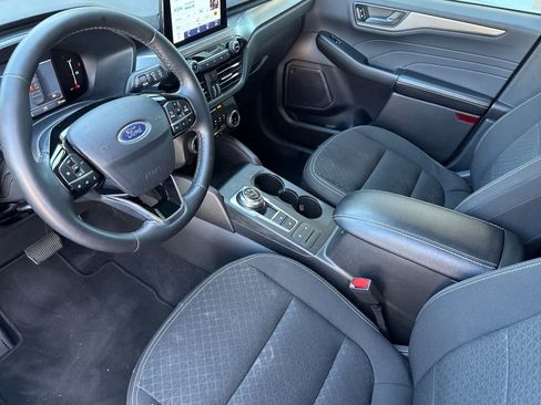 Certified 2024 Ford Escape Active AWD/4WD image 10