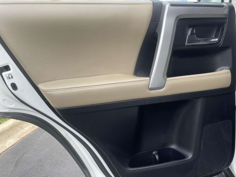 Used 2019 Toyota 4Runner SR5 Premium AWD/4WD image 13