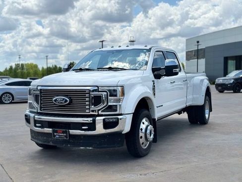 Used 2020 Ford F450 King Ranch w/ King Ranch Ultimate Package AWD/4WD image 2