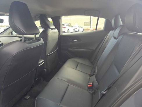 Used 2025 Toyota Prius XLE image 18