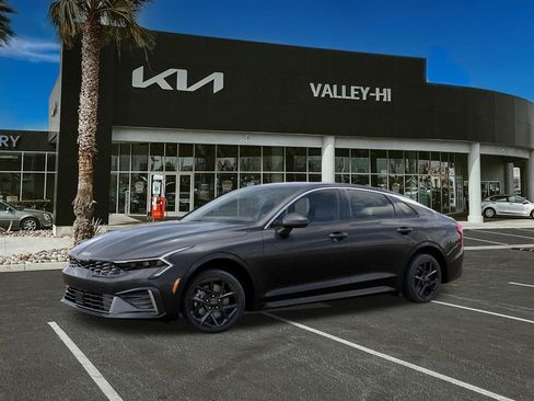 New 2026 Kia K5 LXS image 3