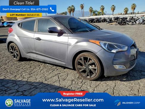 Used 2017 Hyundai Veloster image 5