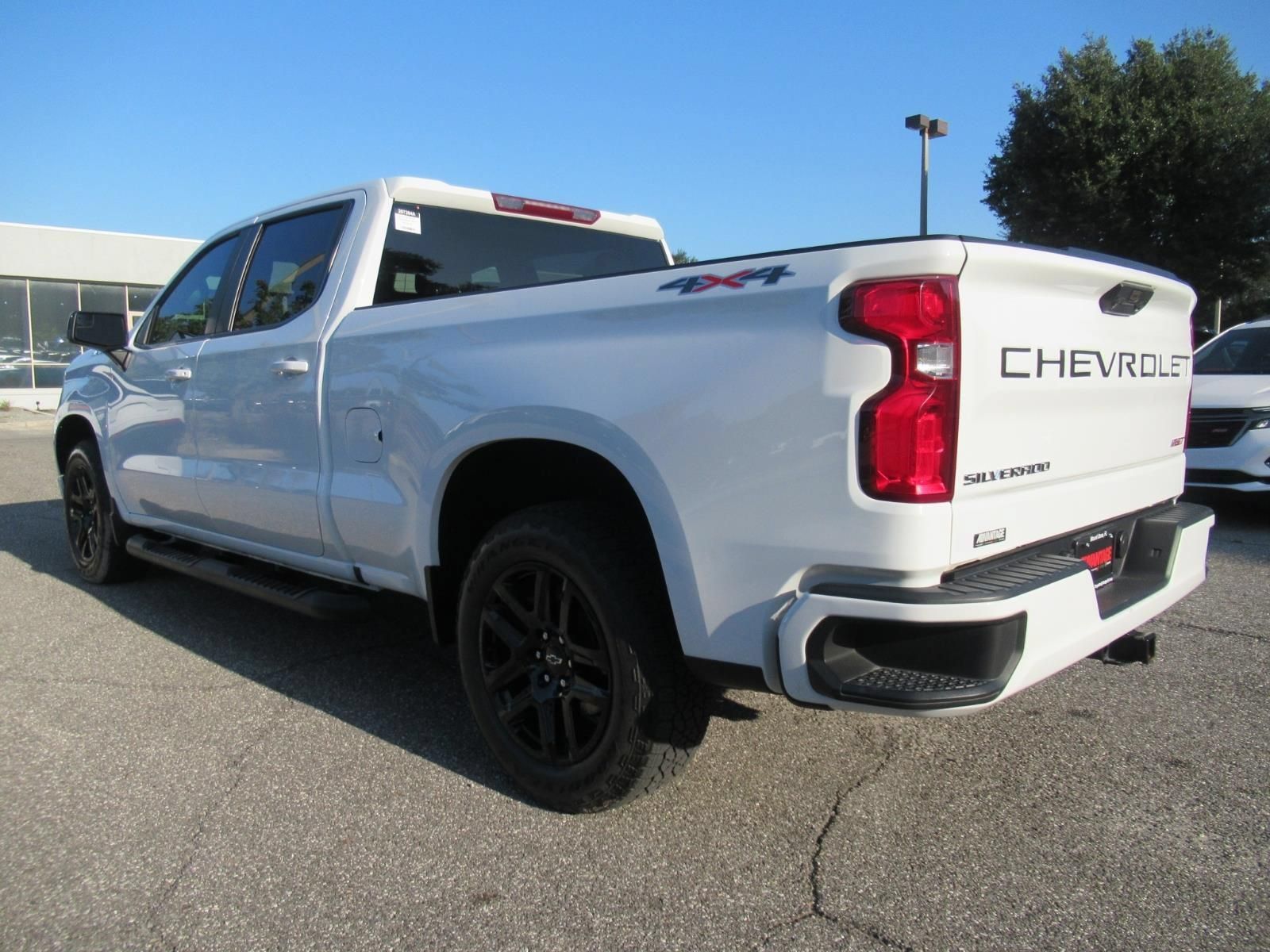 Used 2024 Chevrolet Silverado 1500 RST w/ Protection Package AWD/4WD image 5