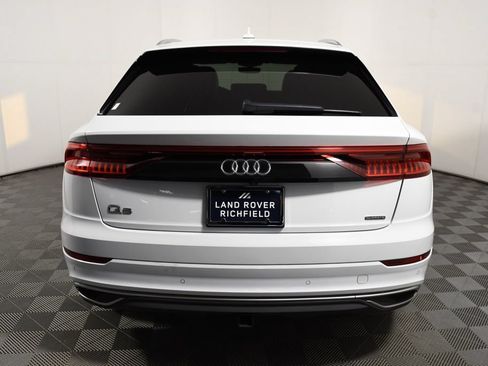 Used 2019 Audi Q8 Prestige w/ Luxury Package AWD/4WD image 5