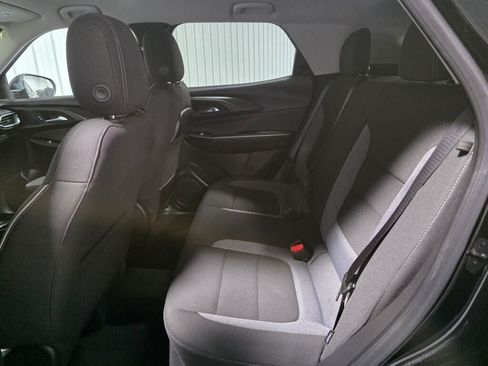 Used 2022 Chevrolet TrailBlazer LT w/ Convenience Package AWD/4WD image 10
