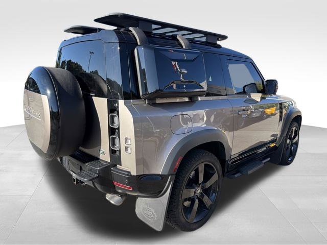 Used 2023 Land Rover Defender 90 V8 AWD/4WD image 3