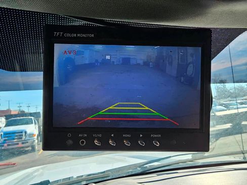 Used 2019 Ford F550 4x4 Regular Cab Super Duty image 4