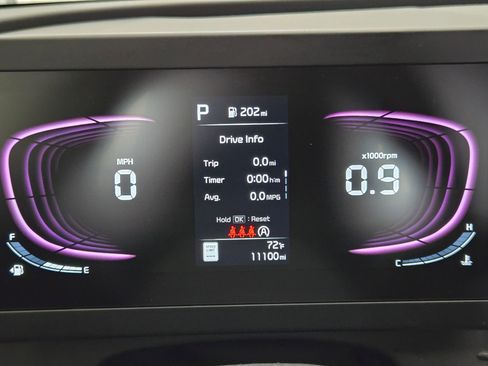 Used 2025 Kia Sportage LX FWD image 15