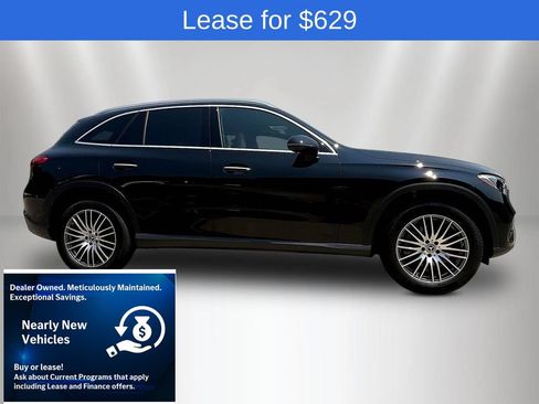 Used 2026 Mercedes-Benz GLC 300 image 4