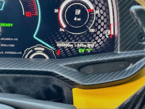 Used 2024 Lamborghini Revuelto AWD/4WD image 12
