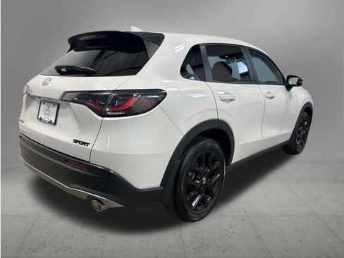 Certified 2024 Honda HR-V Sport image 9