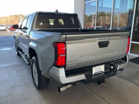 Used 2024 Toyota Tacoma SR5 image 18