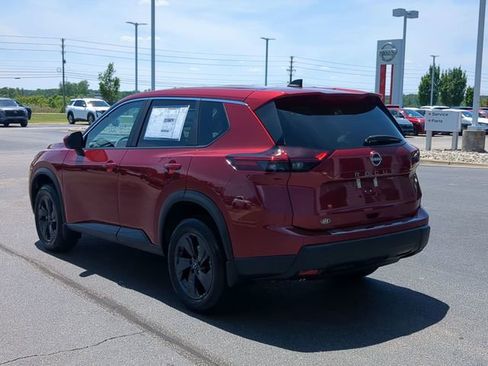 New 2026 Nissan Rogue SV FWD image 5