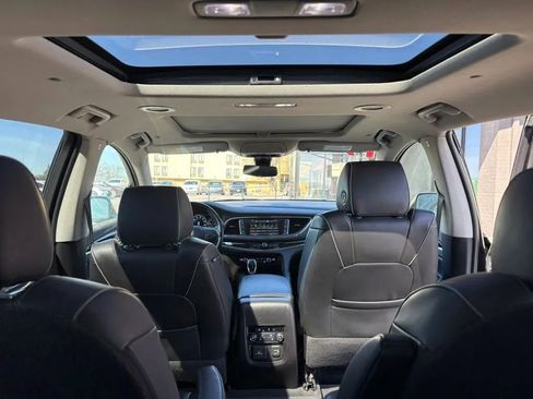 Used 2019 Buick Enclave Avenir w/ Avenir Technology Package AWD/4WD image 22