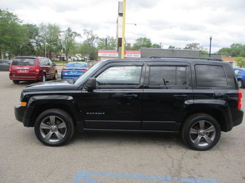 Used 2015 Jeep Patriot High Altitude image 4