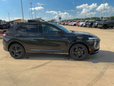 New 2025 Buick Envision Sport Touring image 9