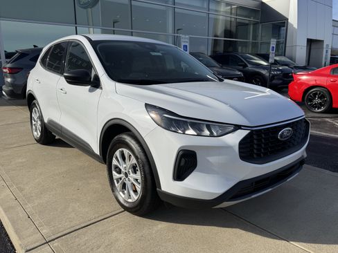 New 2026 Ford Escape Active w/ Cold Weather Package image 2