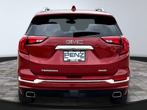Used 2019 GMC Terrain Denali w/ Advanced Safety Package AWD/4WD image 6