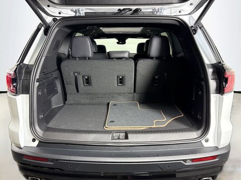 New 2026 GMC Acadia AT4 w/ Luxury Package AWD/4WD image 27