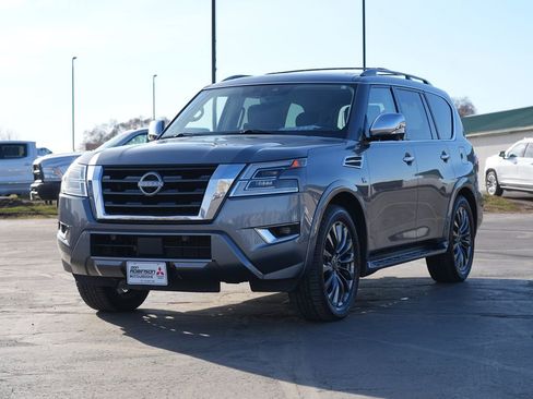 Used 2021 Nissan Armada Platinum w/ Captain's Chairs Package image 7