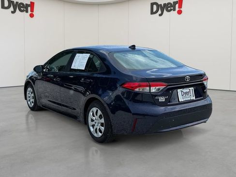 Used 2022 Toyota Corolla LE FWD image 4