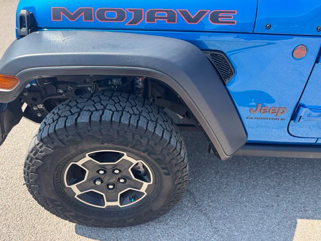 Used 2023 Jeep Gladiator Mojave w/ LED Lighting Group AWD/4WD image 6