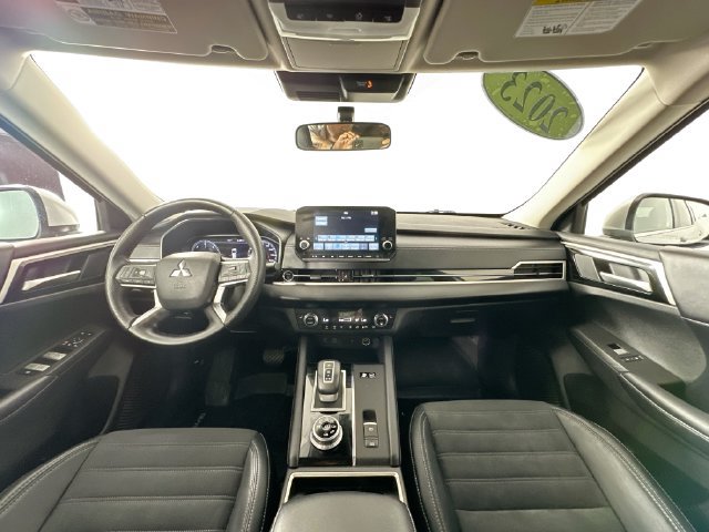 Used 2023 Mitsubishi Outlander SE AWD/4WD image 20